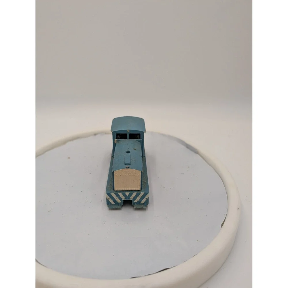 Mehano‎ Vintage Rock Island The Rock 6675 HO Scale Diesel Locomotive Blue White